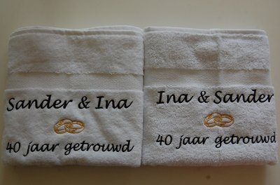 Verwonderend Handdoek jubileum getrouwd cadeau - BorduurKado.nl Voor elke YF-36