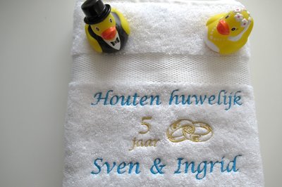 houten huwelijk cadeau