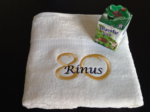 80 jaar cadeau met naam en leeftijd