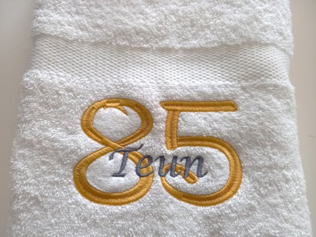 85 jaar cadeau met naam en leeftijd