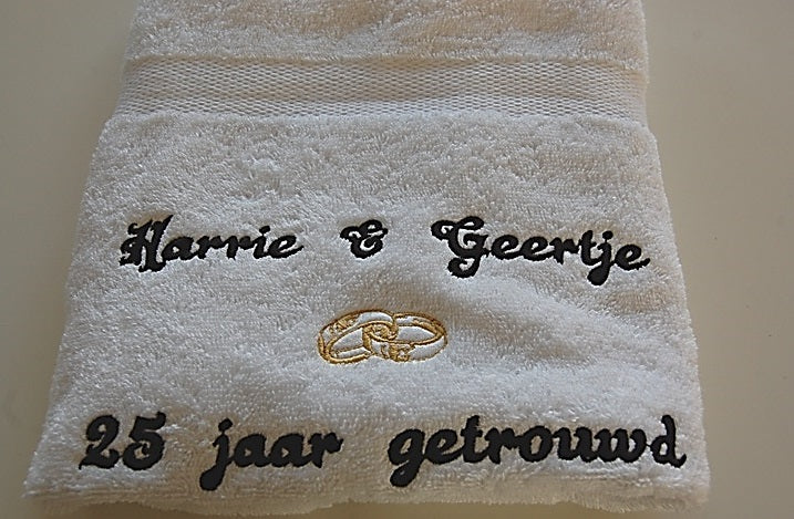 25 jaar getrouwd cadeau met namen