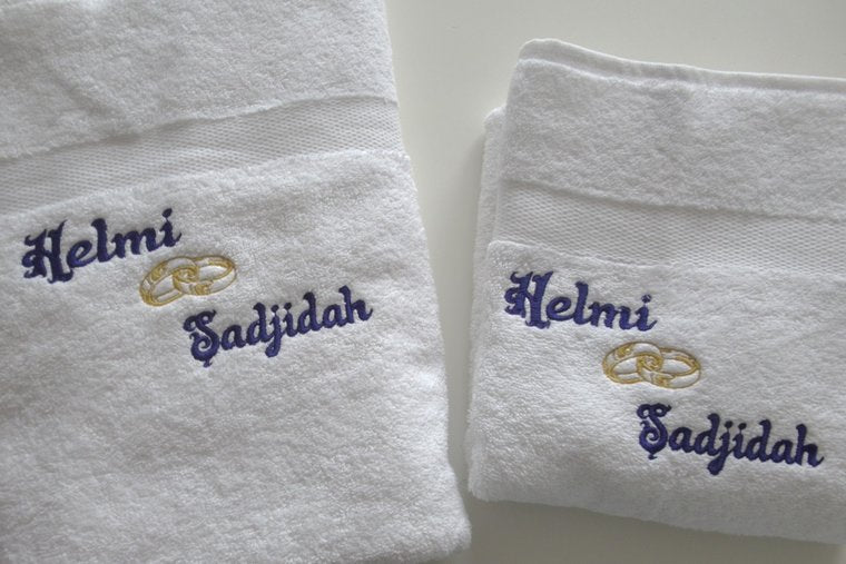 Handdoek met namen en ringen