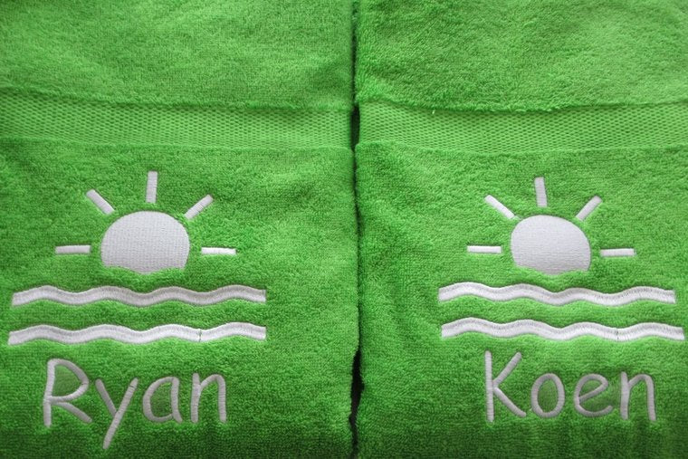 Badlaken met naam en afbeelding