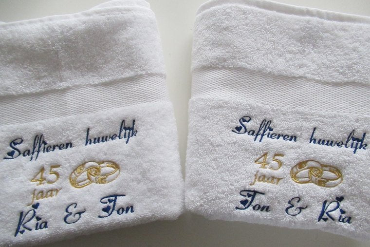 Saffieren huwelijk cadeau | 45 jaar getrouwd