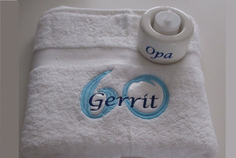 60 jaar cadeau met naam en leeftijd