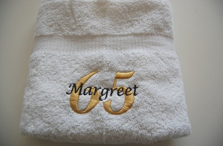 65 jaar cadeau met naam en leeftijd