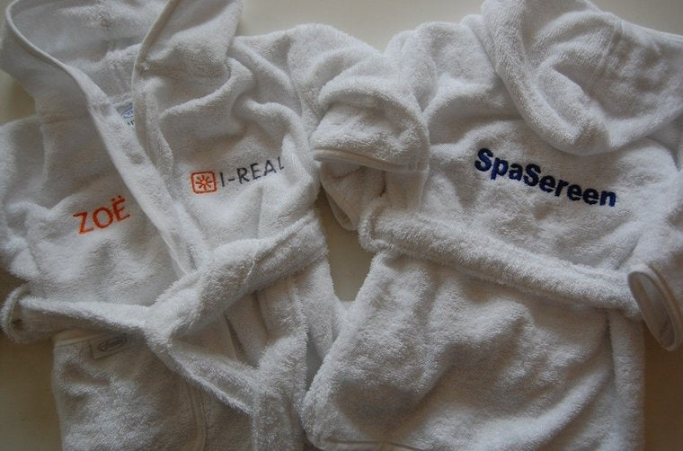 Badjas met naam en logo