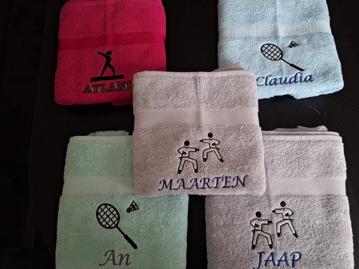 Handdoek met naam en sportthema