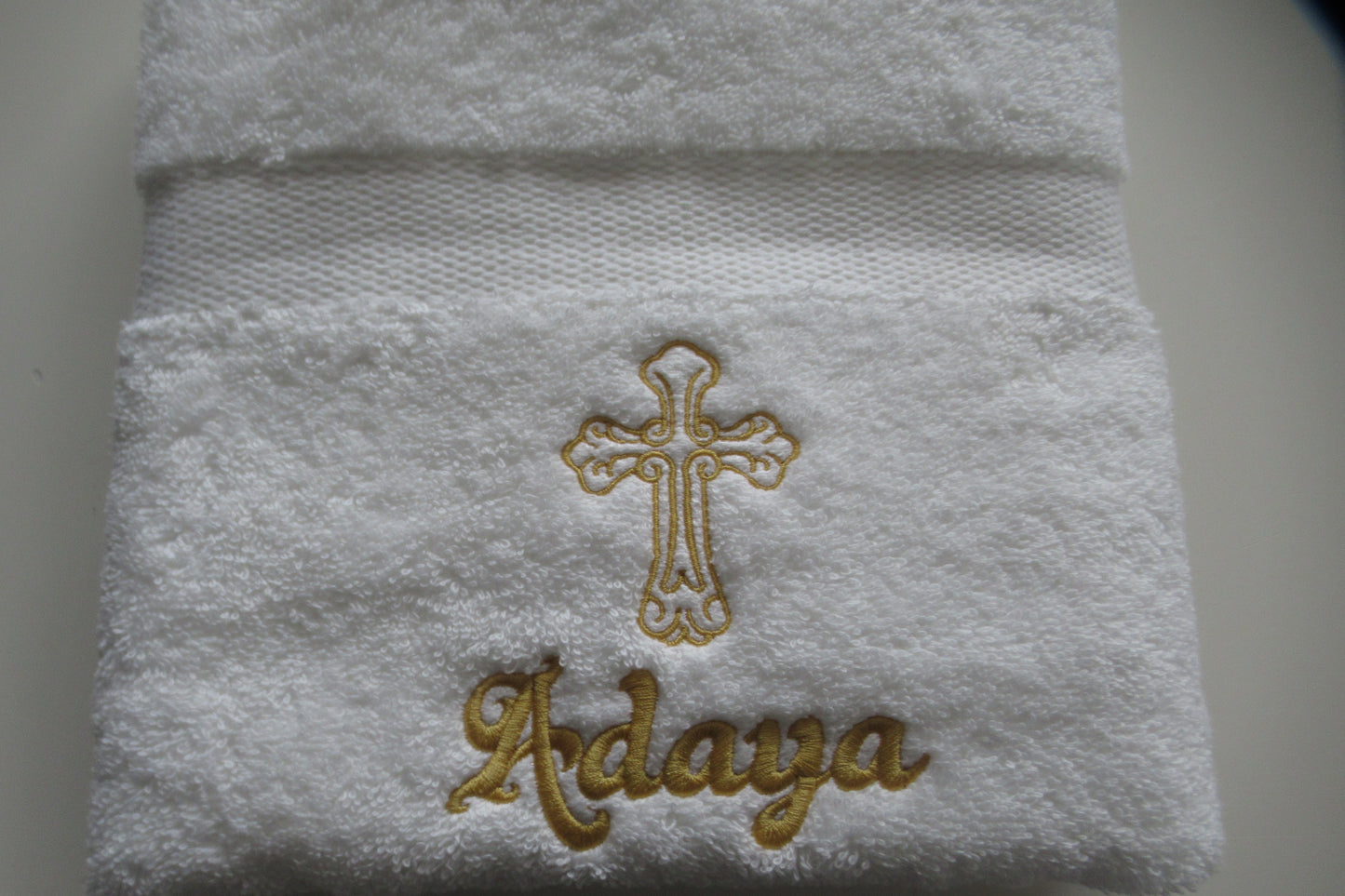 Doopcadeau Handdoek met Heilig Kruis met Naam