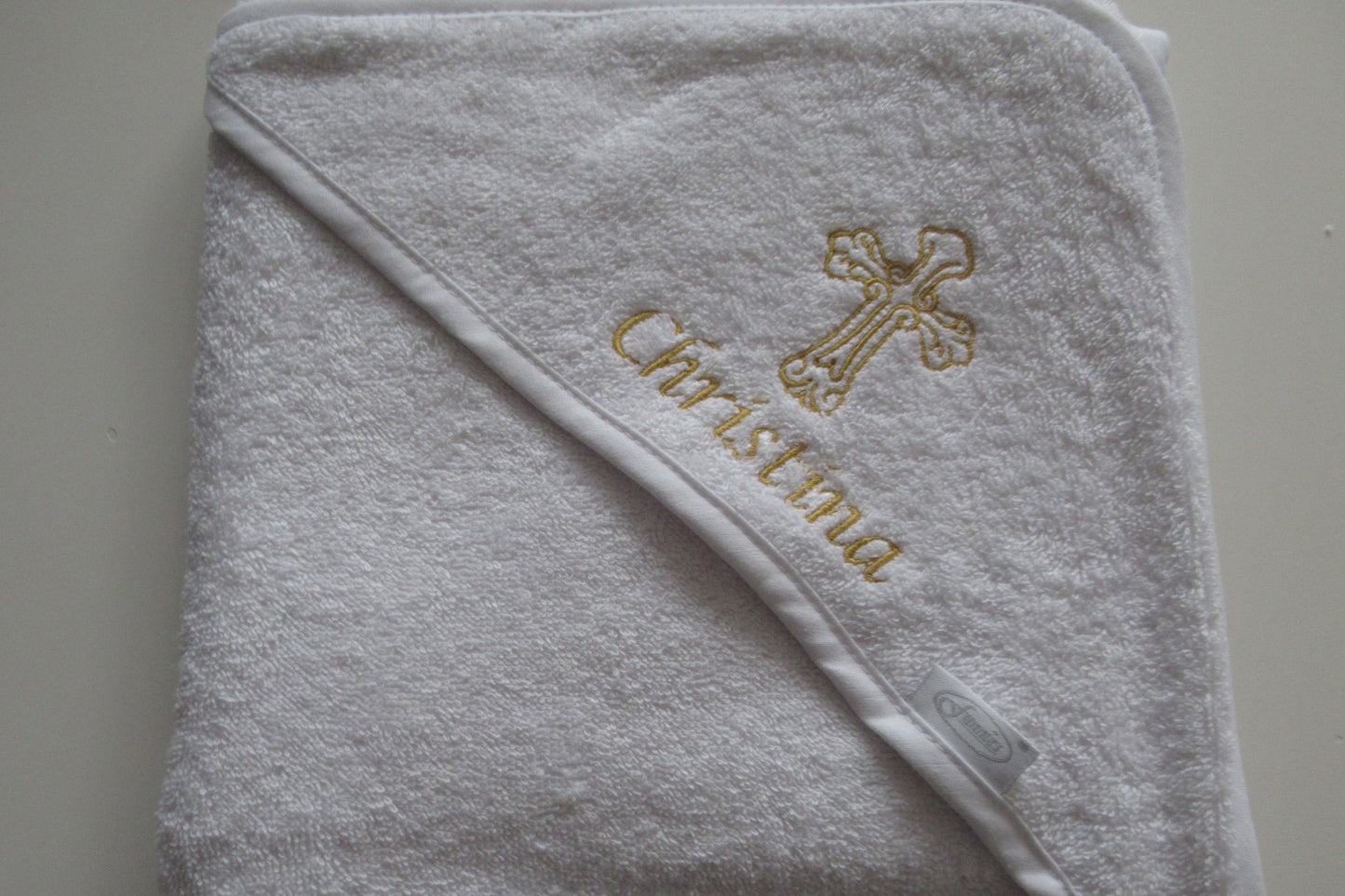 Baby Badcape met Naam en Heilig Kruis