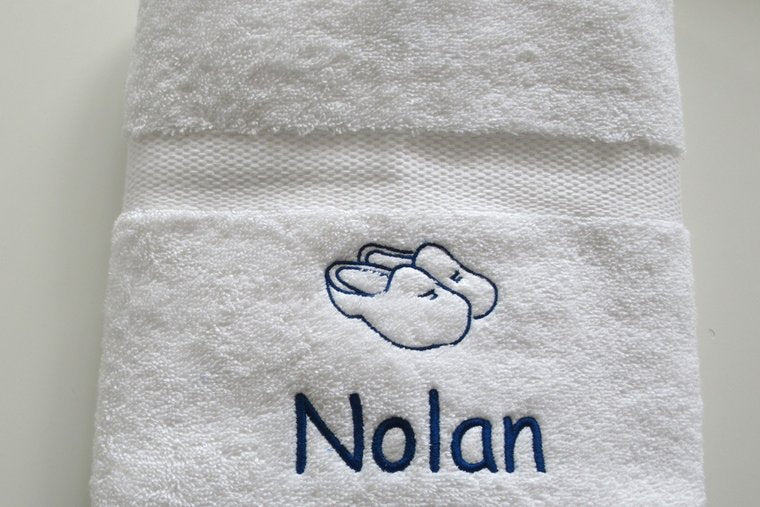 Delfts Blauw Cadeau – Handdoek met Naam en Hollandse Symbolen