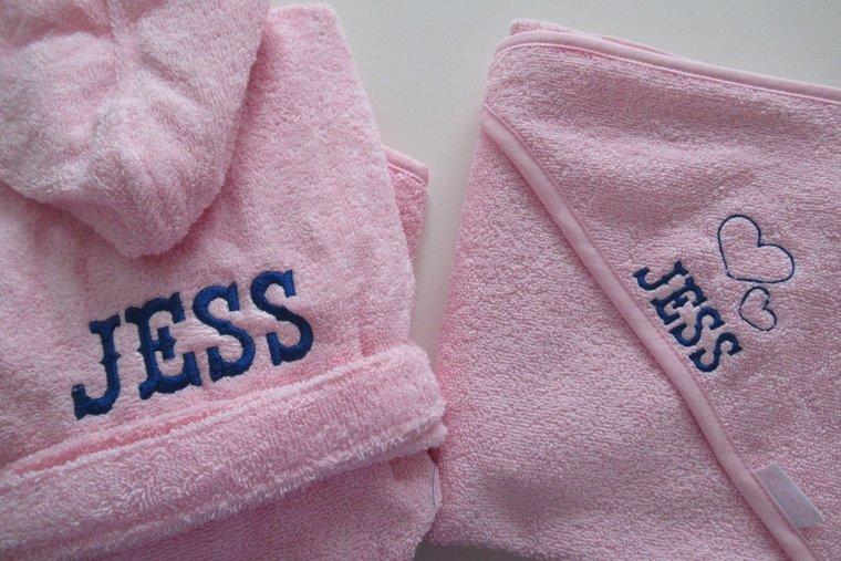 Lichtroze badcape met naam