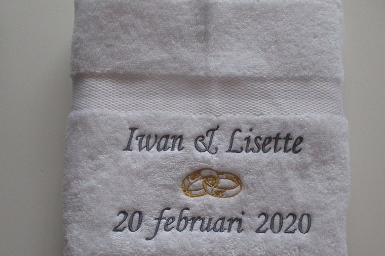 Mooi cadeau voor stel dat gaat trouwen