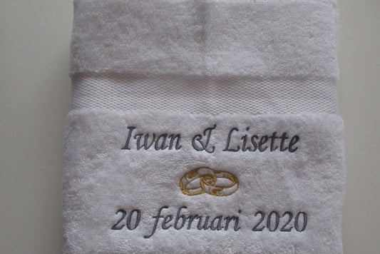 Mooi cadeau voor stel dat gaat trouwen