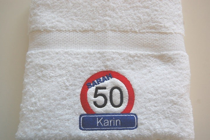 Sarah 50 jaar handdoek met naam