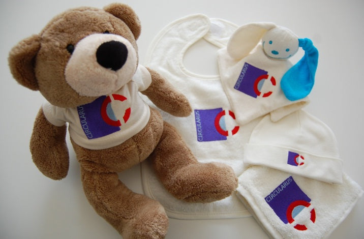 Knuffelpoppetje met Logo