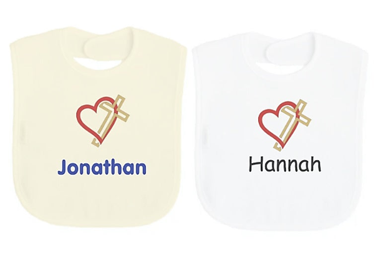 Slabbetjes in de kleur ecru en wit met rood hart en gouden kruis Christelijk geschenk cadeau