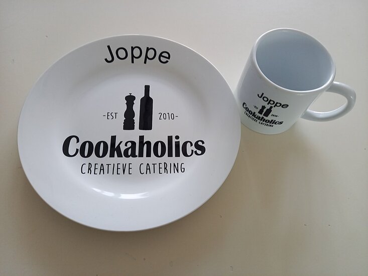 Kinderbordje met logo