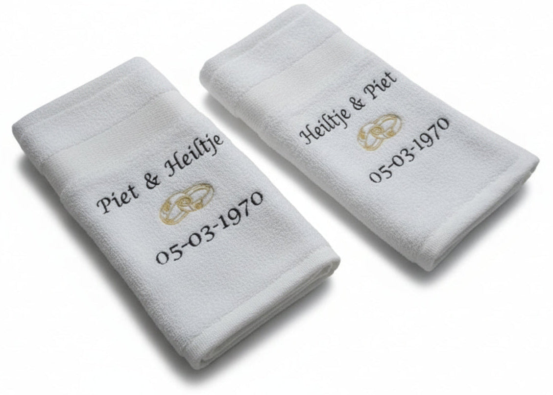 Gastendoek met namen en trouwdatum