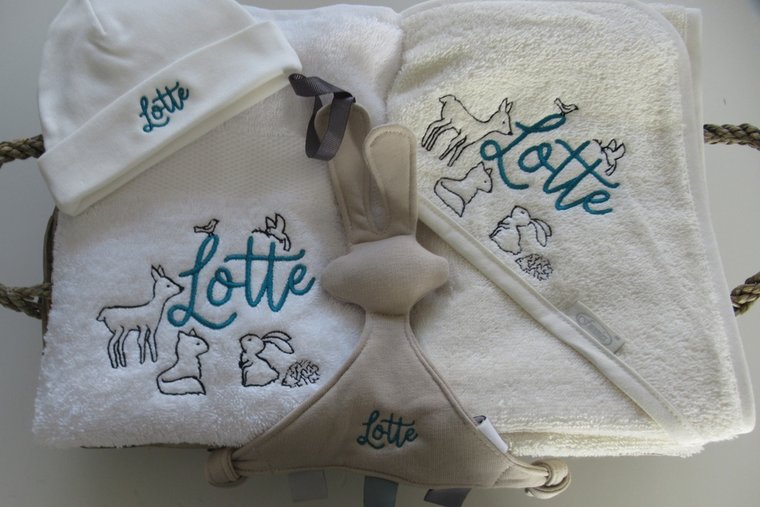 Handdoek met eigen afbeelding of geboortekaartje