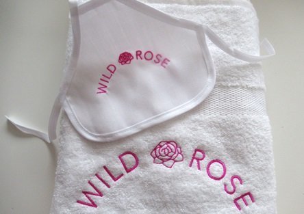 Badlaken of douchlaken met logo