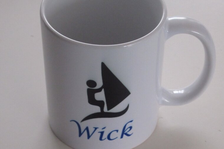 Koffiemok met Naam en Sport Symbool