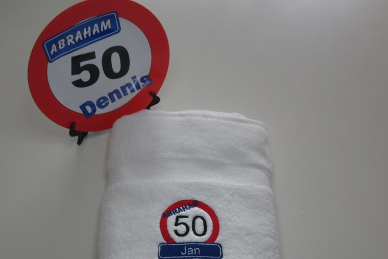 Abraham 50 jaar handdoek met naam